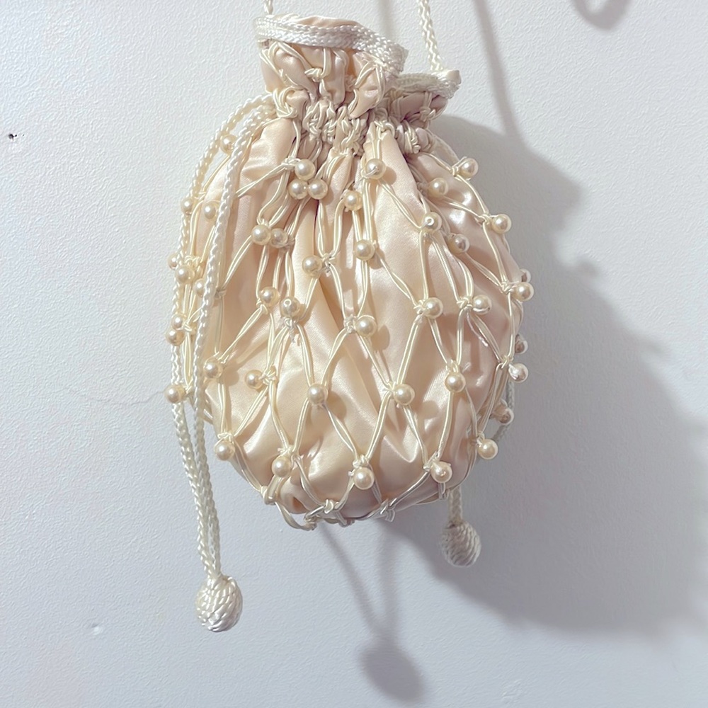 VINTAGE PEARL PURSE ,
